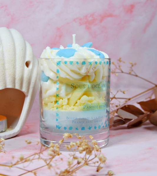Bougie "Sous l'océan" parfum monoï