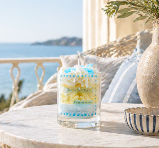 Bougie "Sous l'océan" parfum monoï