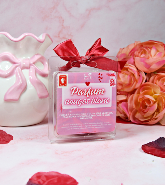 Tablette "LOVE" parfum nougat blanc
