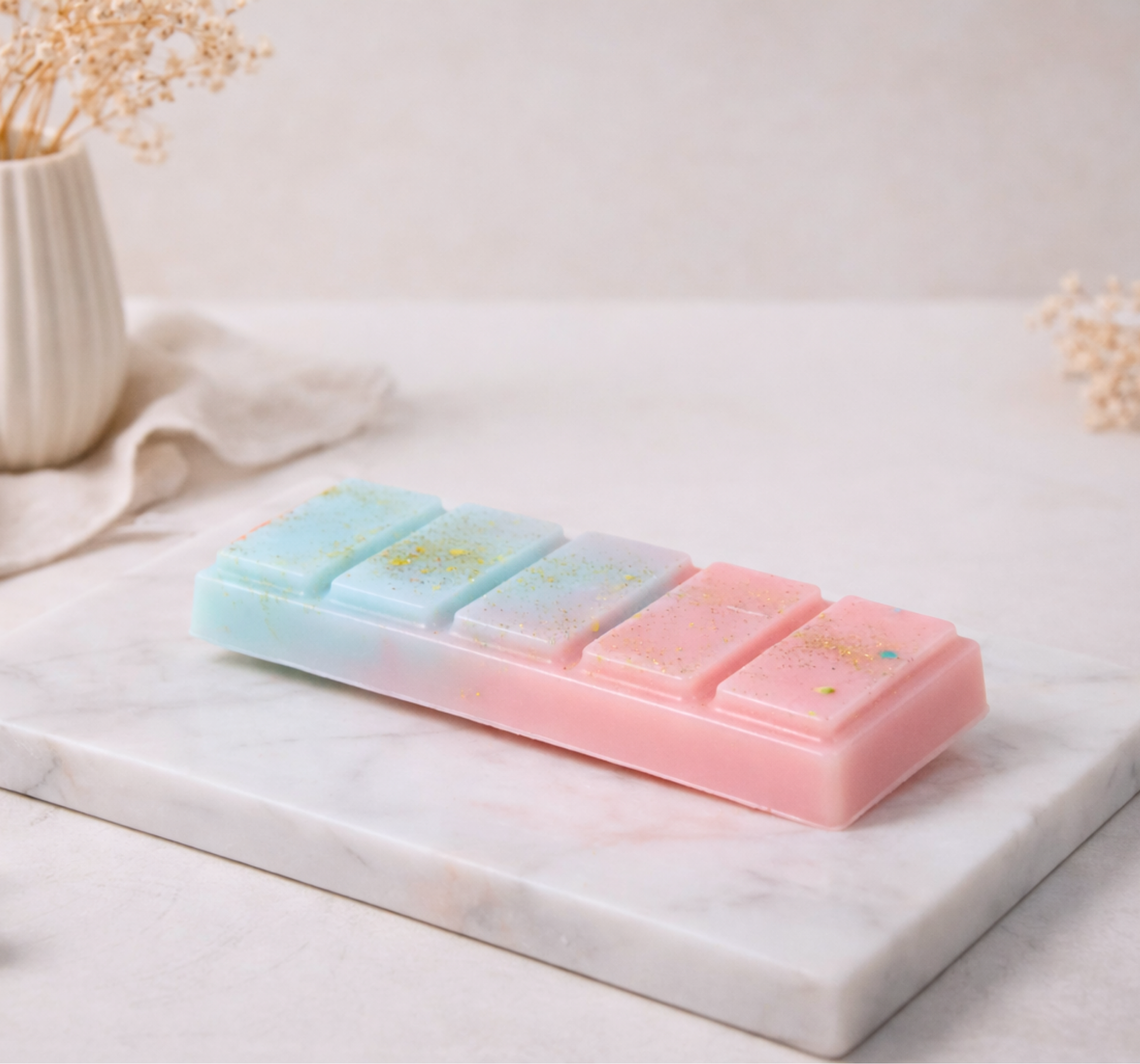 Tablette Thalia linge propre fleurs blanches santal faite main - ambiance fraîche et apaisante - Lolynap
